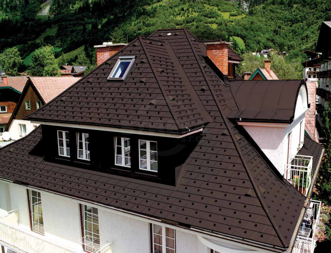 PREFA falcovaná šindel - stucco - Oříšková P.10